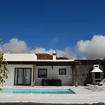 Villa Lola