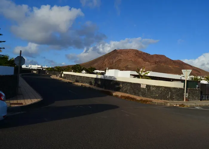 Lola Willa Playa Blanca (Lanzarote)